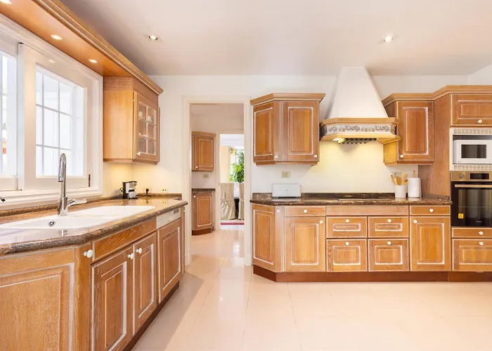 Home2book Timeless Elegance Villa, Cristianos ヴィラ