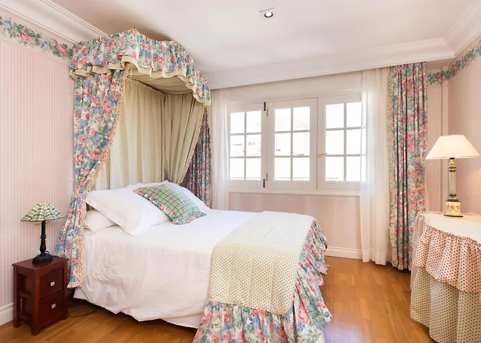 Home2book Timeless Elegance Villa, Cristianos *