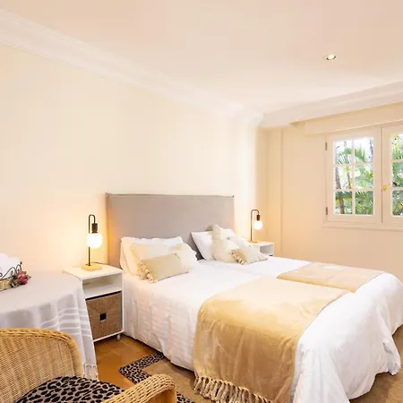 Home2book Timeless Elegance Villa, Cristianos * Los Cristianos (Tenerife)