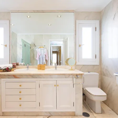 Home2book Timeless Elegance Villa, Cristianos * لوس كريستيانوس