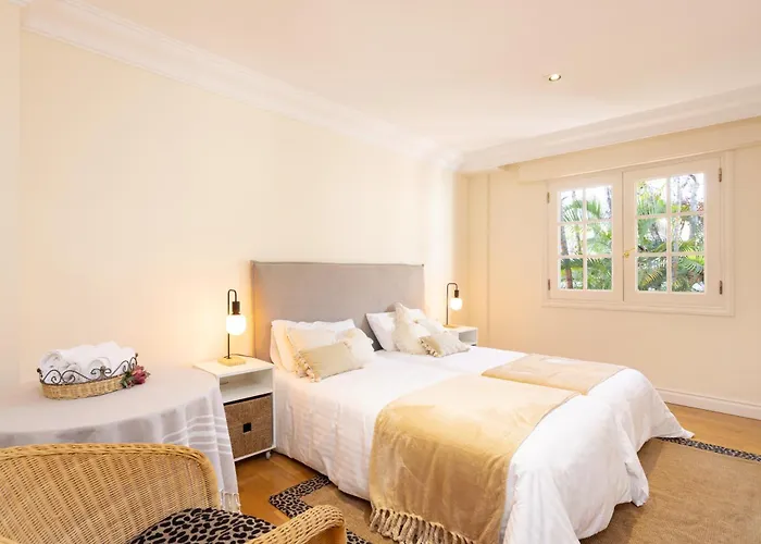 Home2book Timeless Elegance Villa, Cristianos * 洛斯克里斯蒂亚诺斯