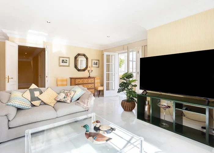 别墅 Home2book Timeless Elegance Villa, Cristianos 洛斯克里斯蒂亚诺斯