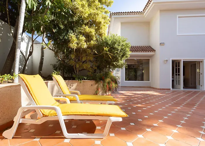 Home2book Timeless Elegance Villa, Cristianos *
