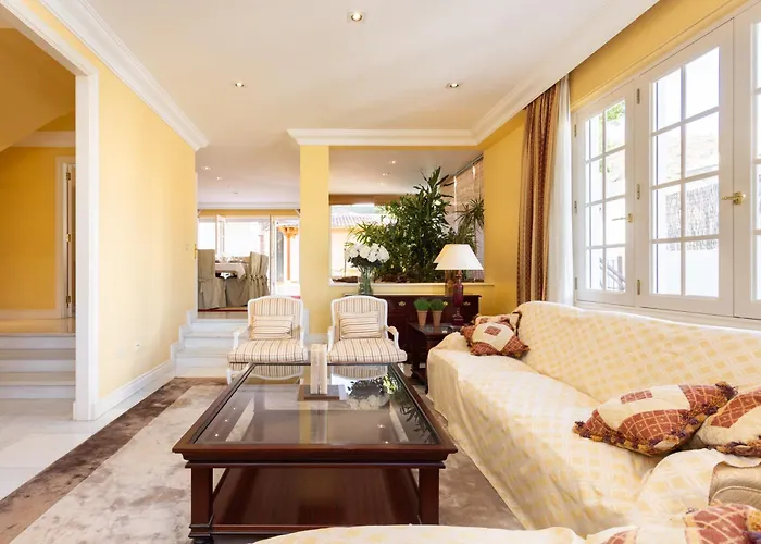 Home2book Timeless Elegance Villa, Cristianos 别墅 *